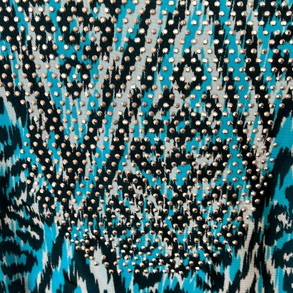 ✨INC Embellishes Mesh Tunic - Picture 2 of 3